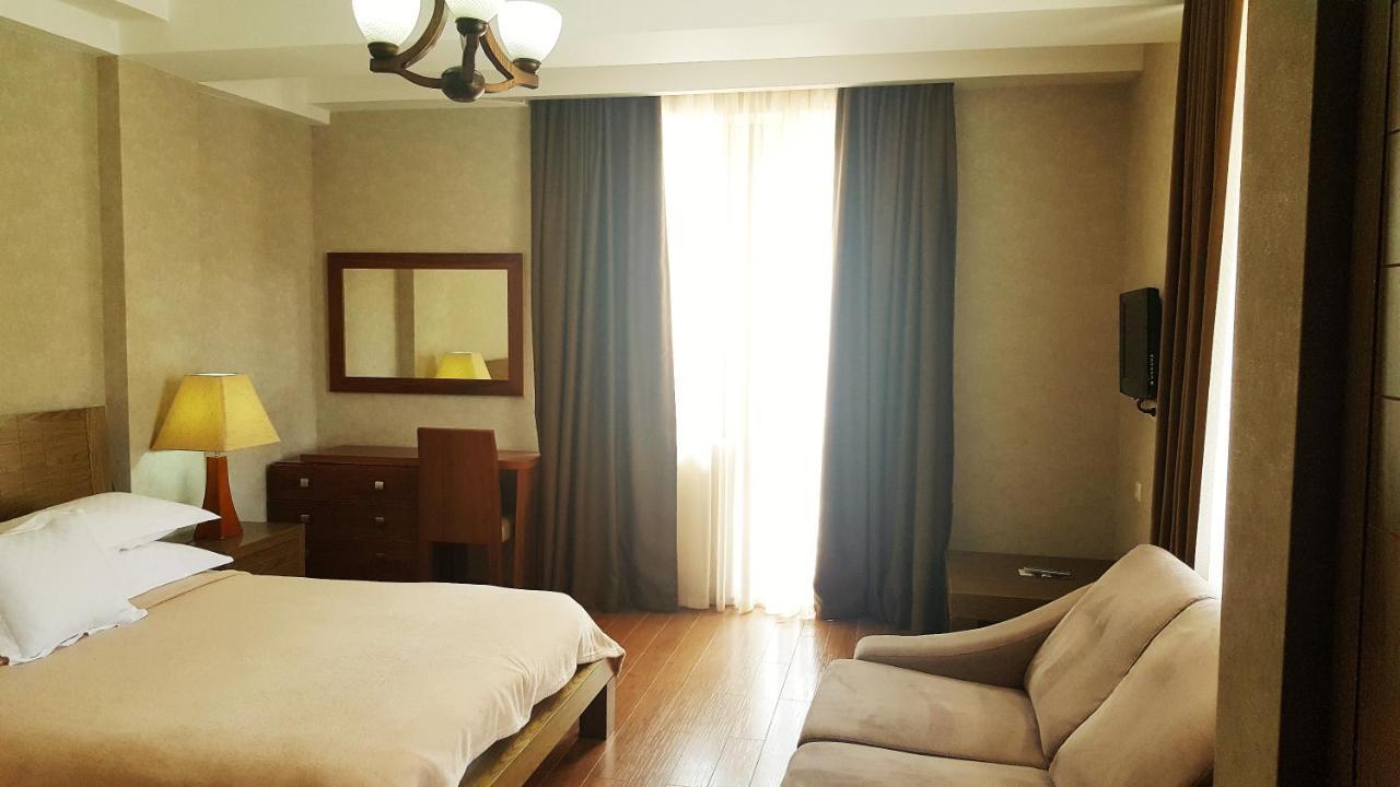 Crystal Hotel & Spa Бакуріані Екстер'єр фото A room at the hotel