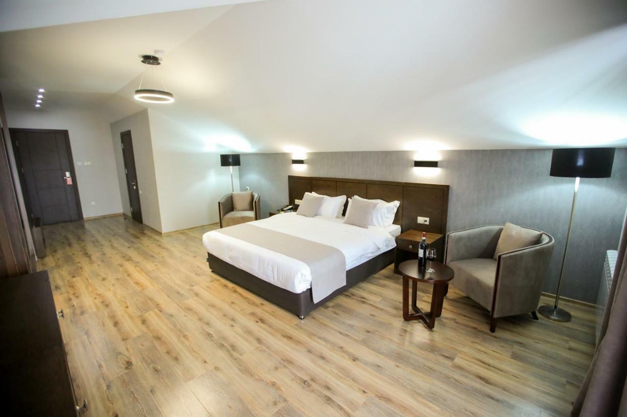 Crystal Hotel & Spa Бакуріані Екстер'єр фото